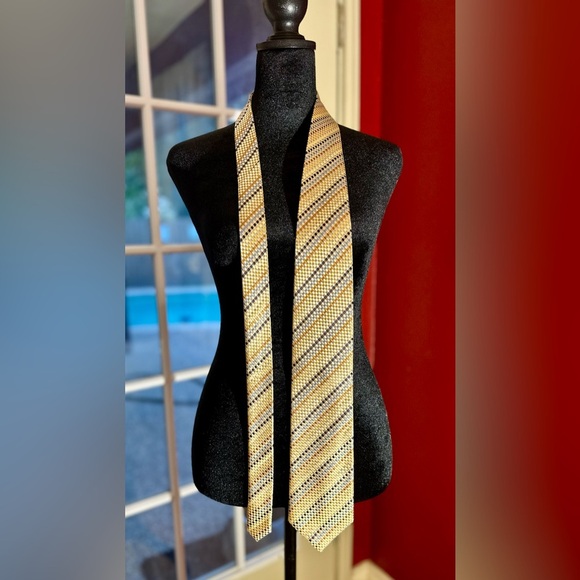 Peacock 100% Silk Men’s Tie Handmade Woven Check Pattern Gold, Blue, Copper, Tan - Picture 1 of 7